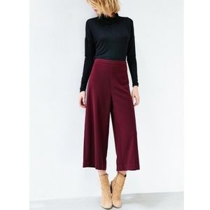 Kimchi Blue Urban Outfitters Crepe Culotte Pant